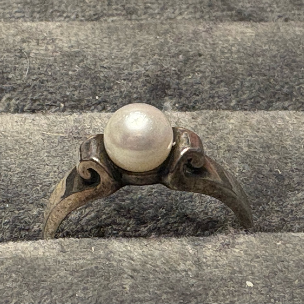 James Avery Cultured Pearl Scroll Ring, Size 9